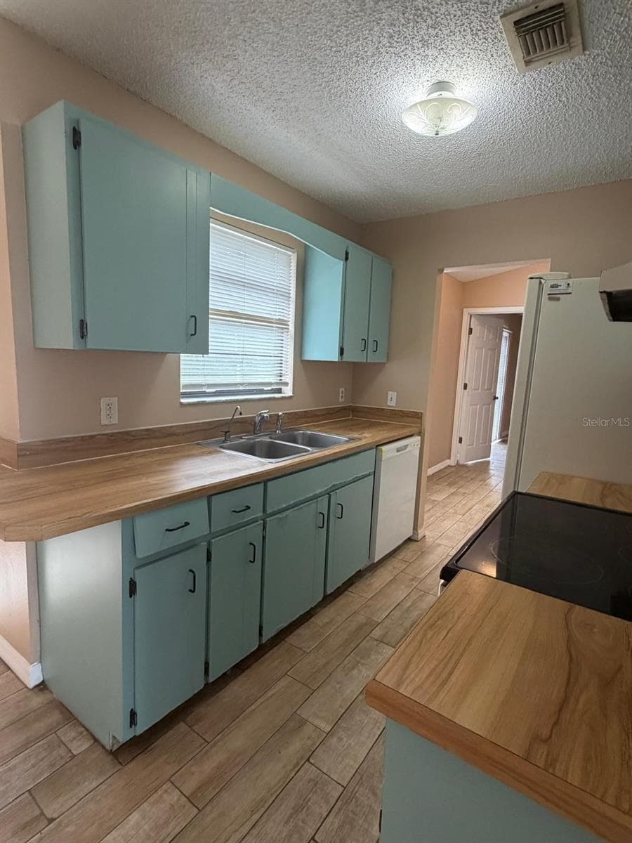 Single Family Residence at 1726 MONTICELLO ST, DELTONA, photo 14 of 25