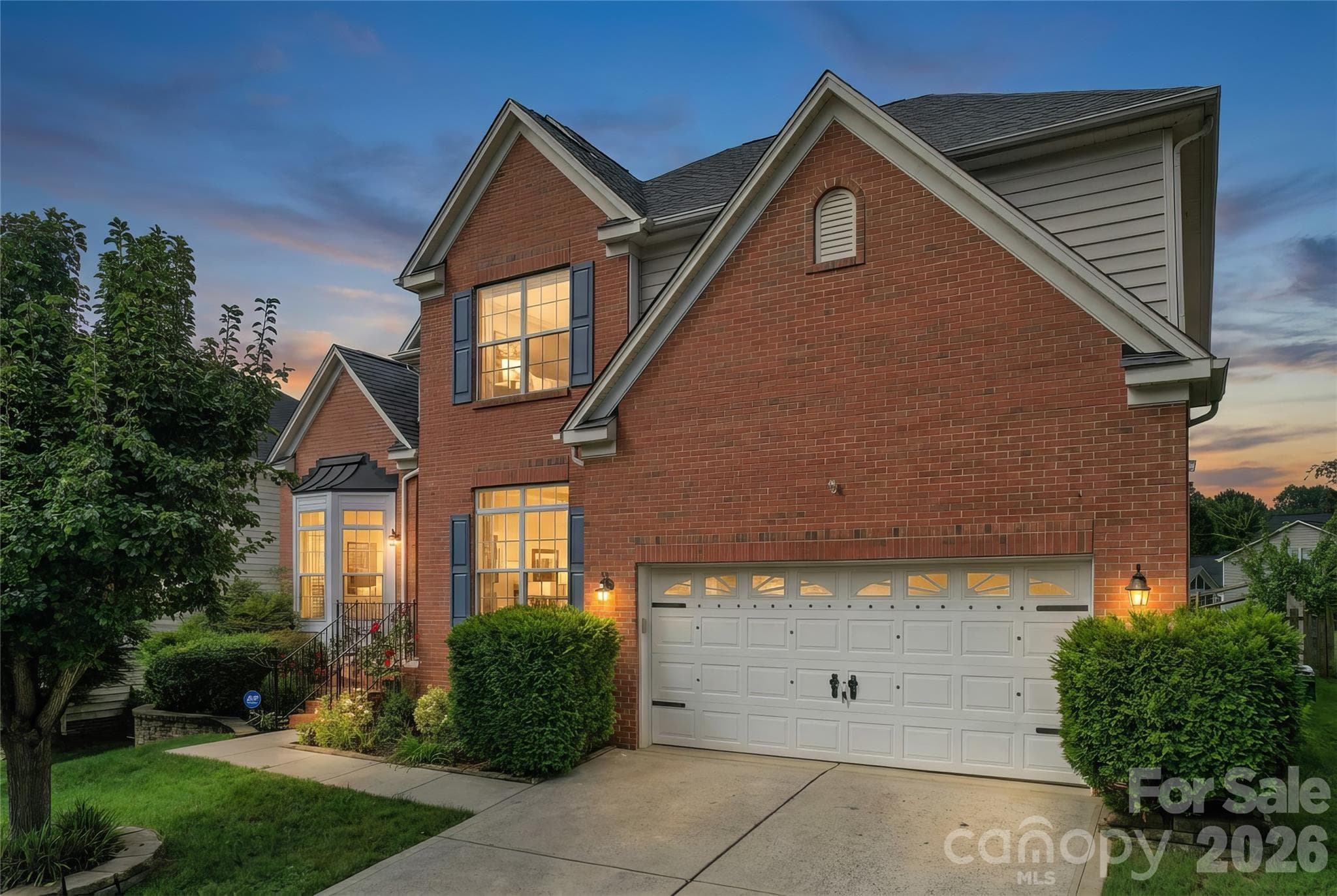 Single Family Residence at 11413 Mangla Drive, Charlotte, photo 3 of 41