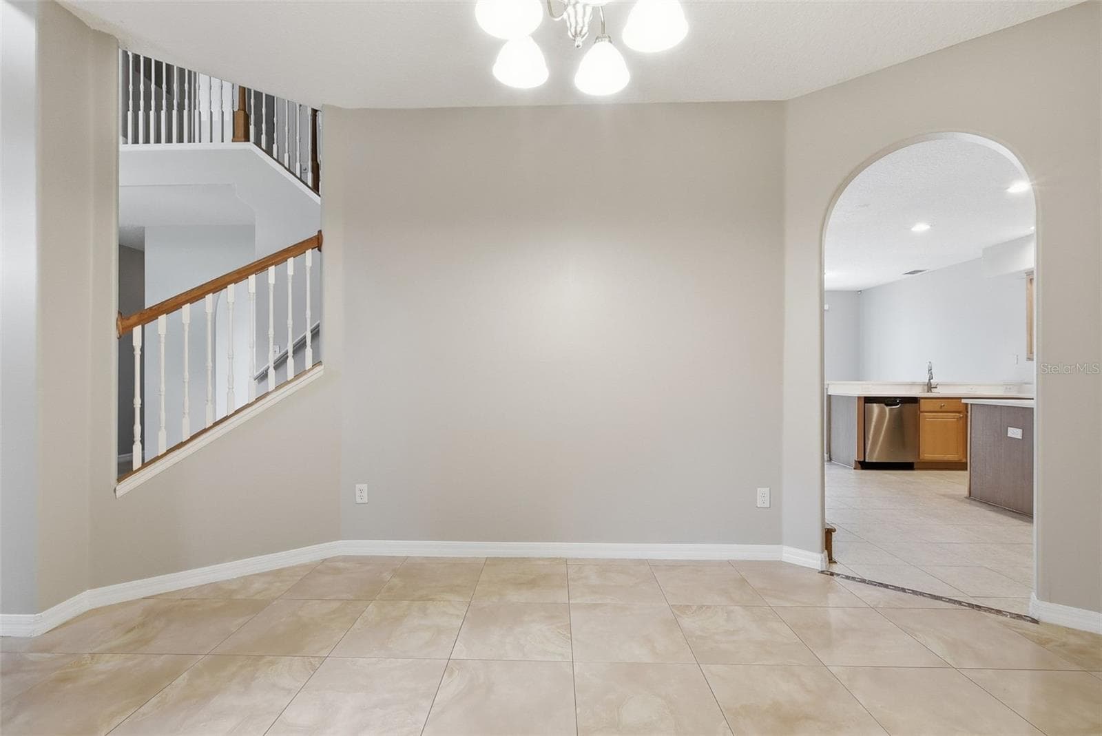 Single Family Residence at 4317 HICKORY STONE CIR, ORLANDO, photo 8 of 47