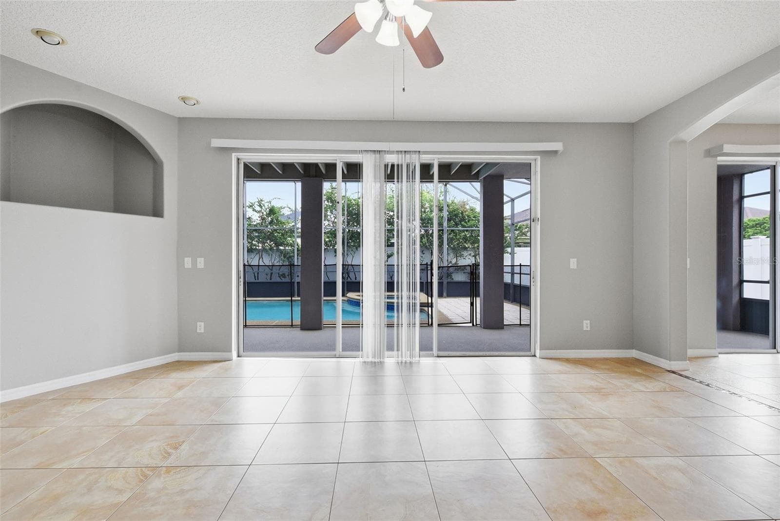 Single Family Residence at 4317 HICKORY STONE CIR, ORLANDO, photo 13 of 47