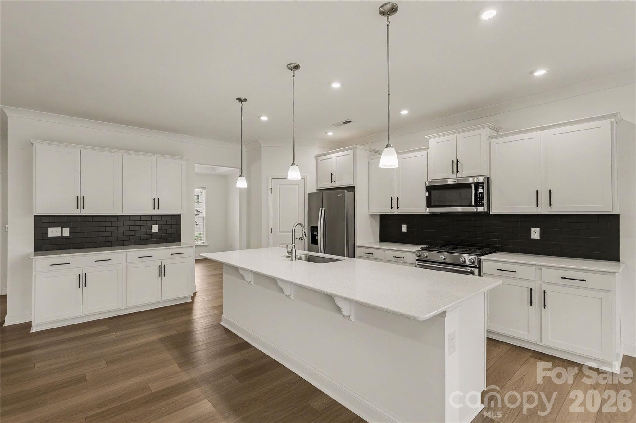Single Family Residence at 15020 Sycamore Crossing Court, Charlotte, photo 17 of 35