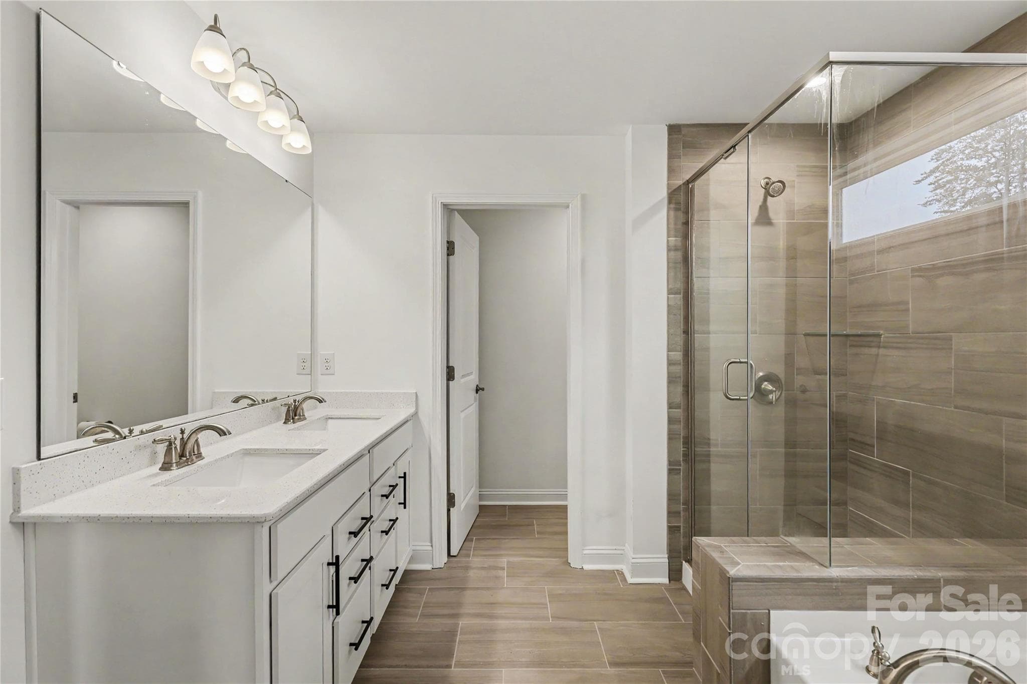 Single Family Residence at 15020 Sycamore Crossing Court, Charlotte, photo 24 of 35