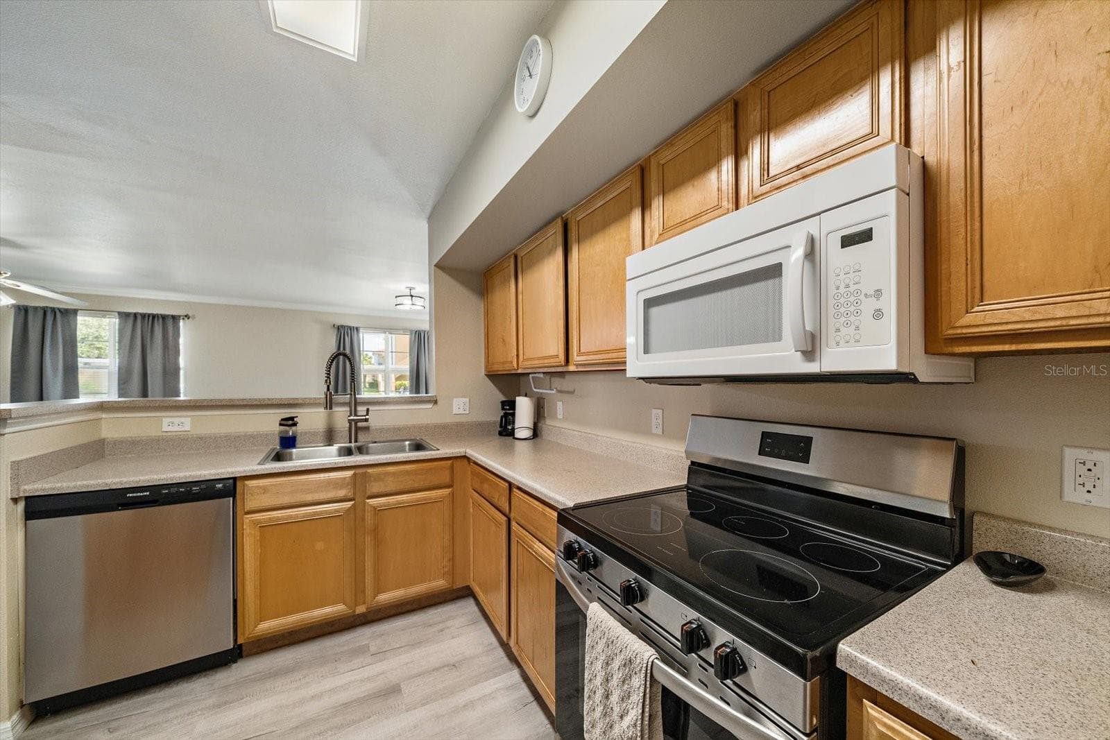 Condominium at 1010 VILLAGIO CIR #104, SARASOTA, photo 9 of 25