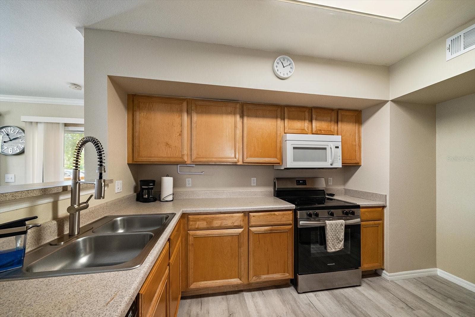 Condominium at 1010 VILLAGIO CIR #104, SARASOTA, photo 13 of 25