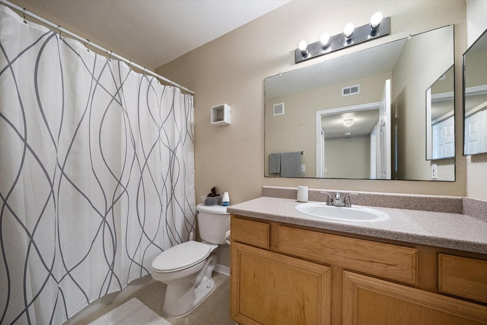 Condominium at 1010 VILLAGIO CIR #104, SARASOTA, photo 20 of 25