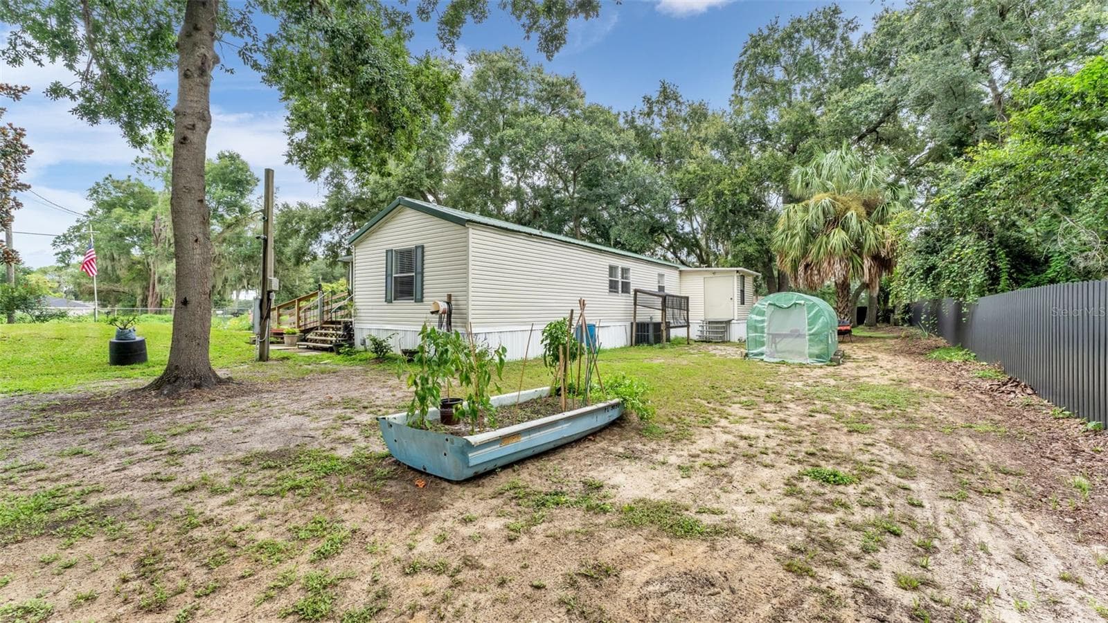 Manufactured Home at 2690 SHINER DR, LAKE WALES, photo 26 of 32