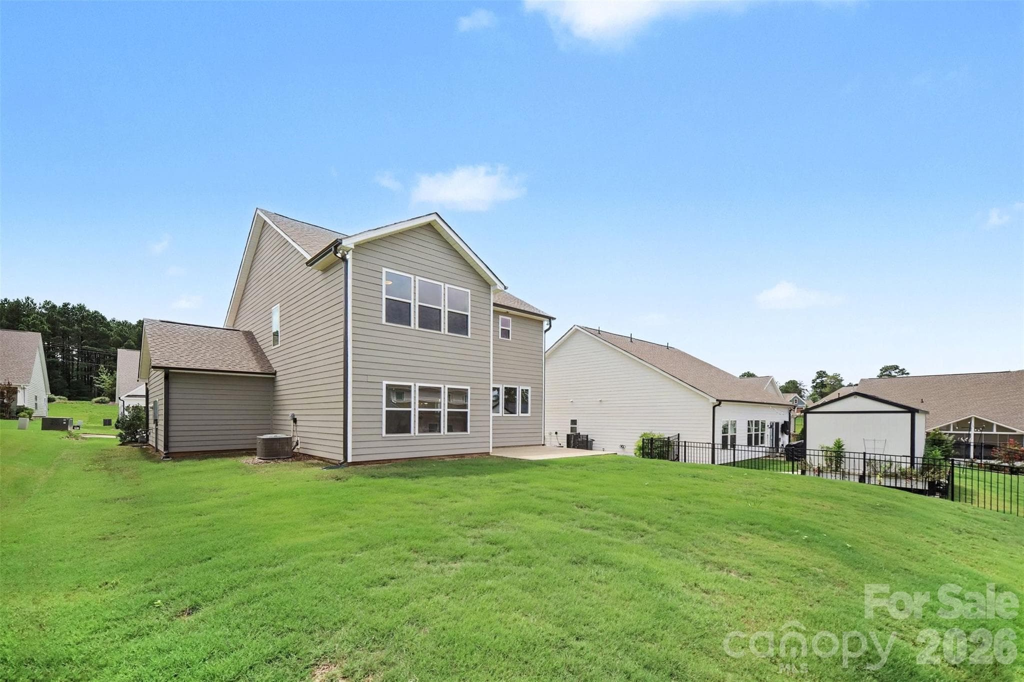 Backyard - 44024 Donald Ross Court, Lancaster