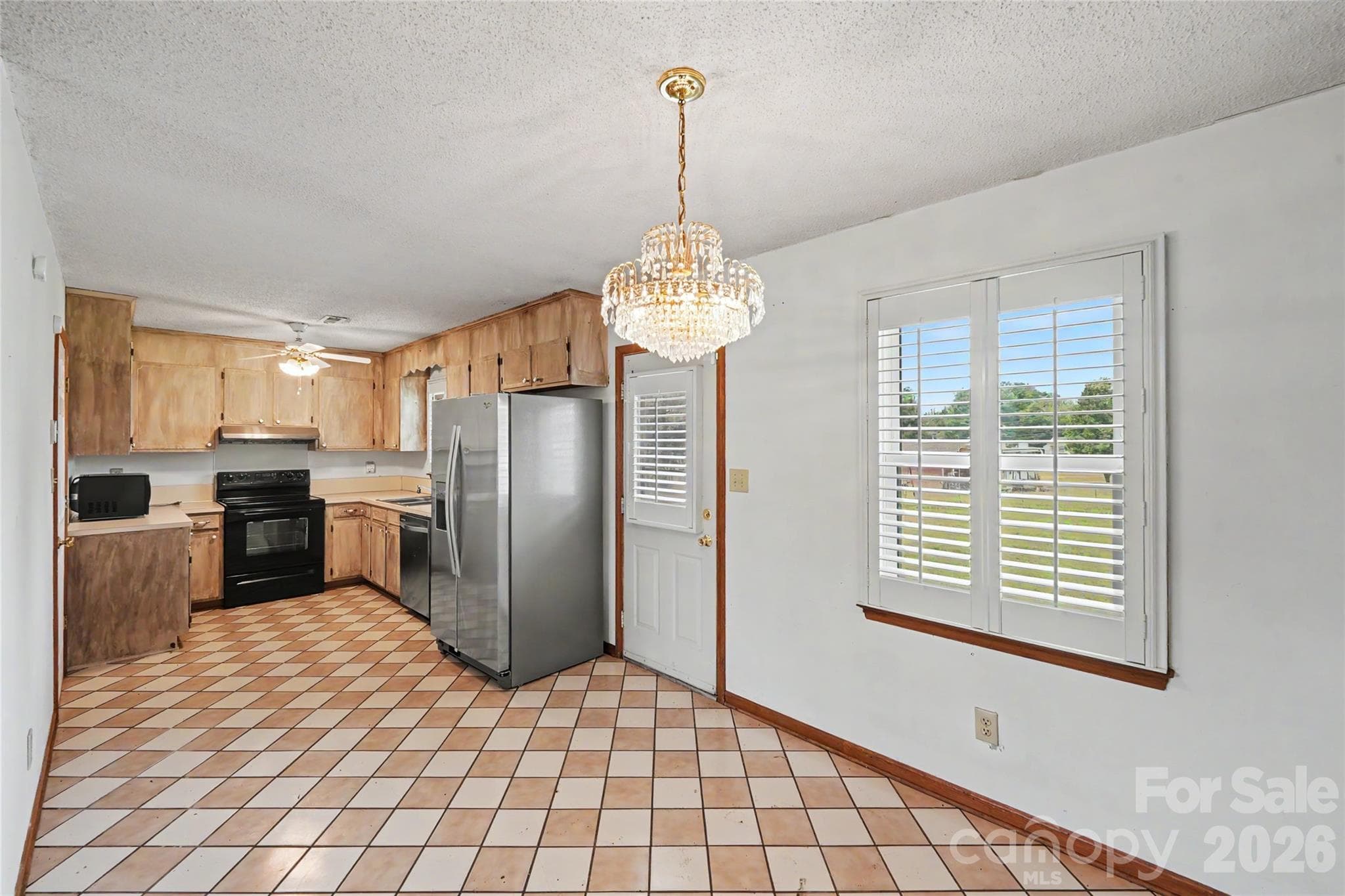 Single Family Residence at 406 Greyfield Drive, Kings Mountain, photo 3 of 26