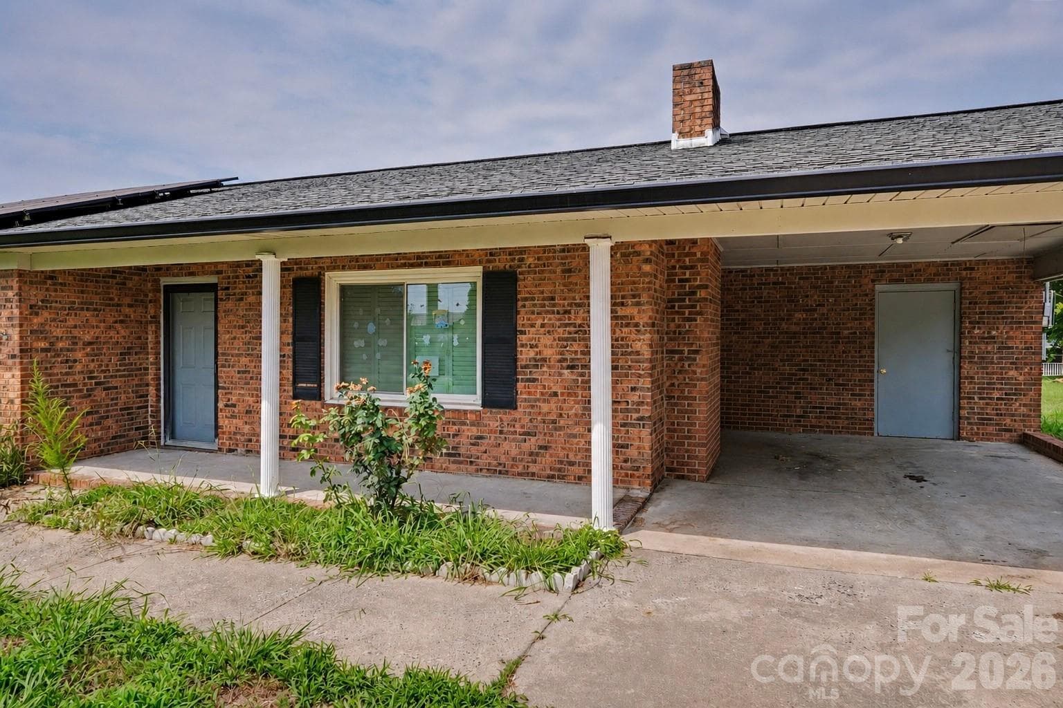 Photo digitally enhanced - 406 Greyfield Drive, Kings Mountain