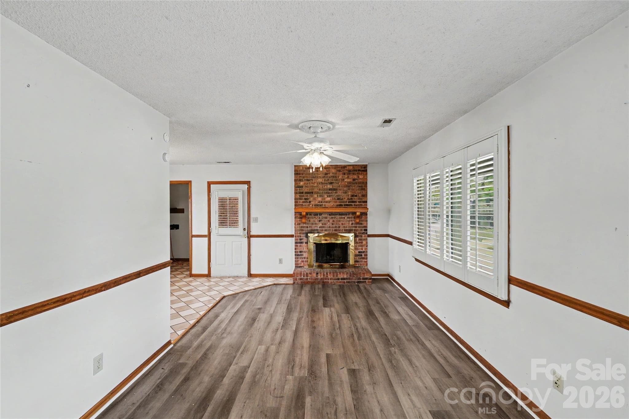 Single Family Residence at 406 Greyfield Drive, Kings Mountain, photo 9 of 26