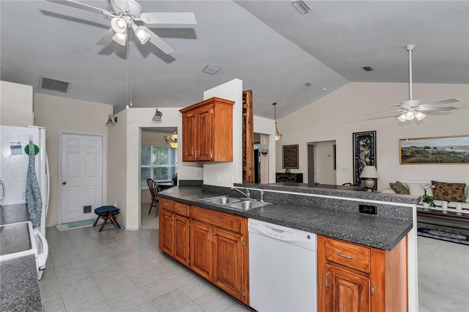 Single Family Residence at 19965 NW 257TH TER, HIGH SPRINGS, photo 15 of 37