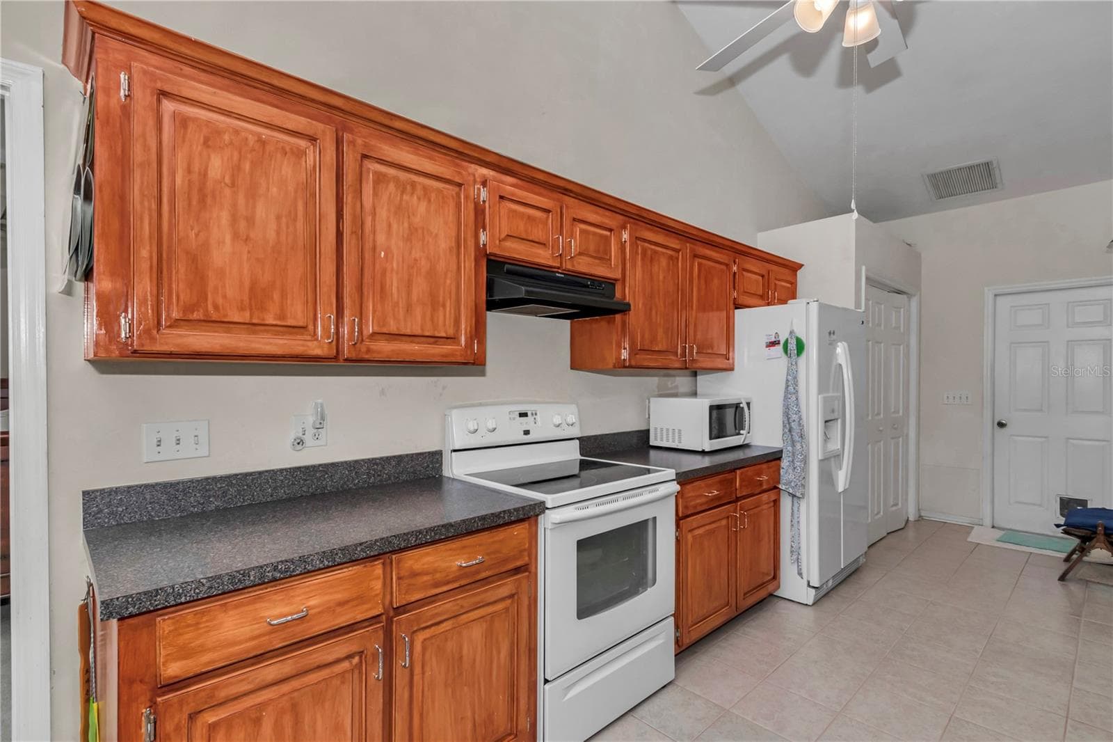 Single Family Residence at 19965 NW 257TH TER, HIGH SPRINGS, photo 16 of 37
