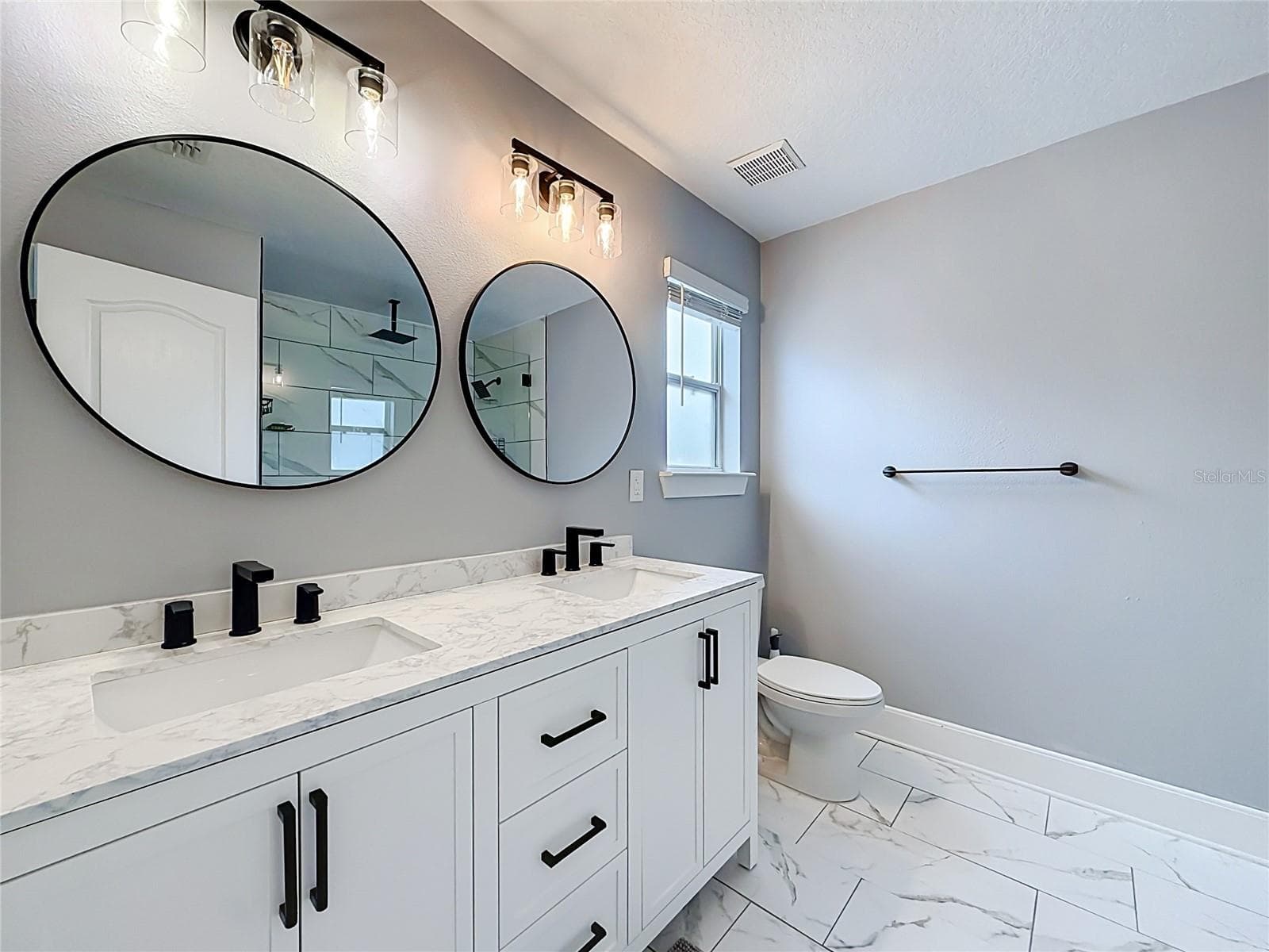 Master bathroom - 1515 BLUE HORIZON DR, CLERMONT