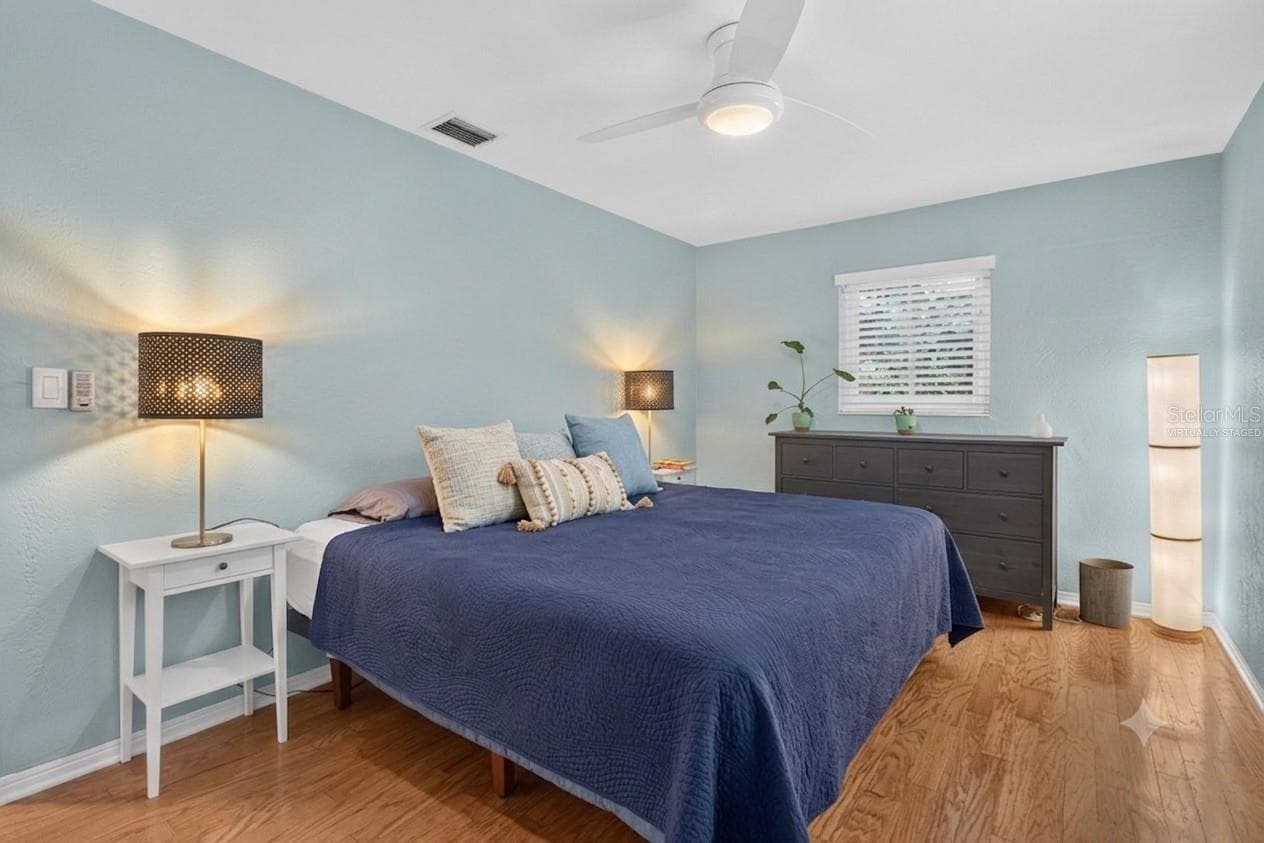 Virtually Staged Pillows - 11373 67TH AVE, SEMINOLE
