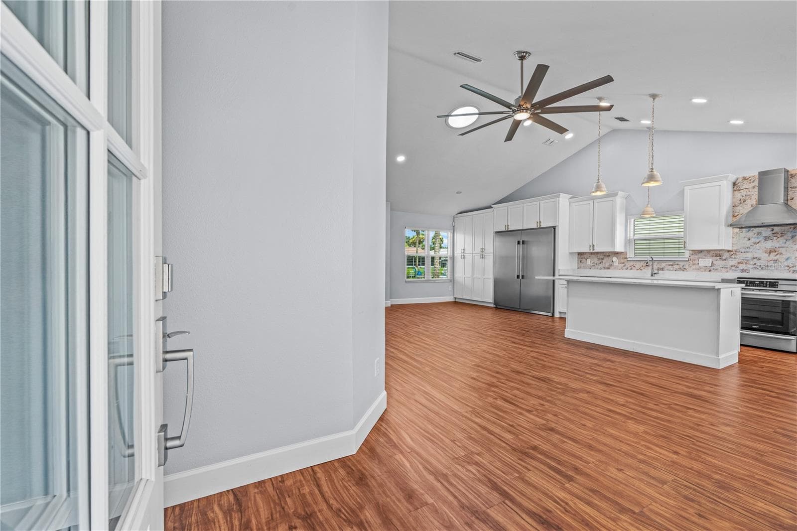 Entry to home - 762 PINE SHORES CIR, NEW SMYRNA BEACH