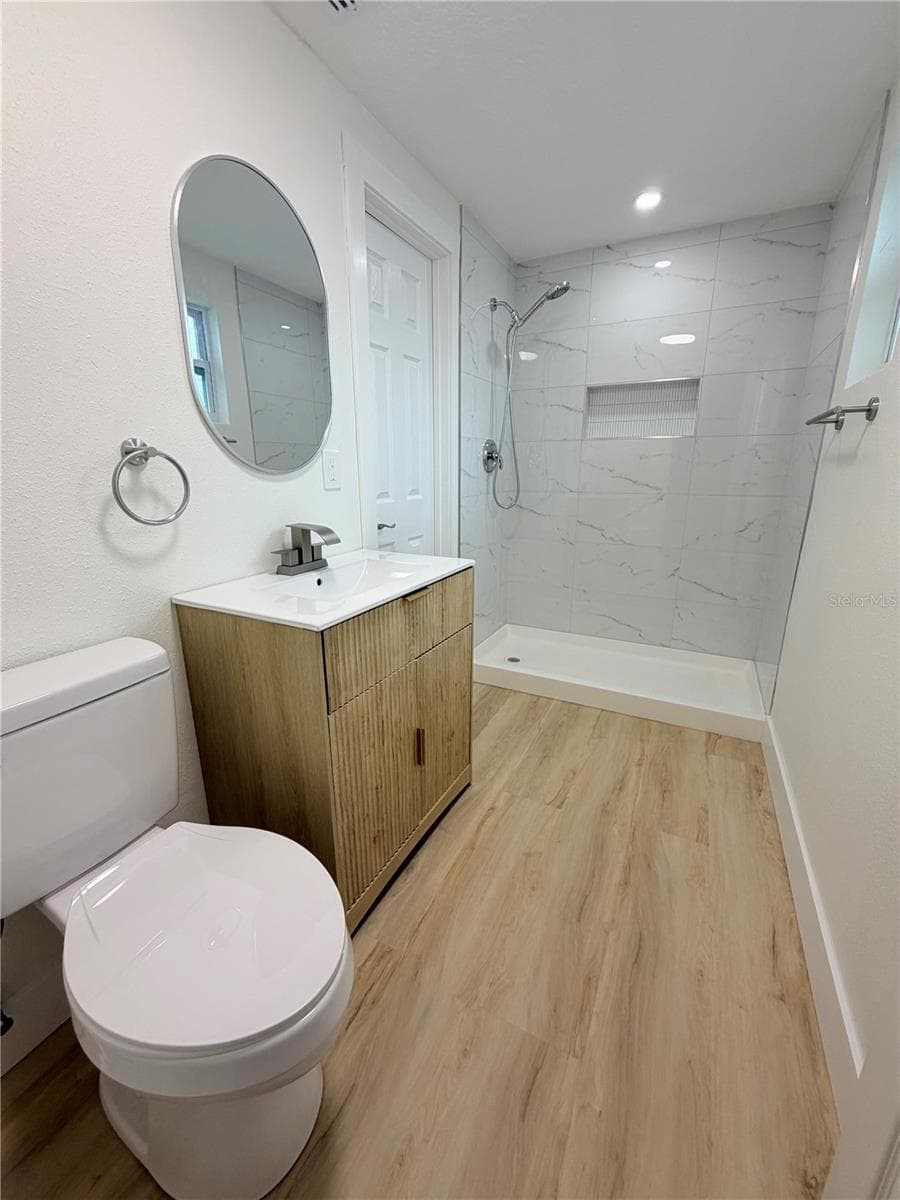 Primary bath - 4533 W FERN ST, TAMPA