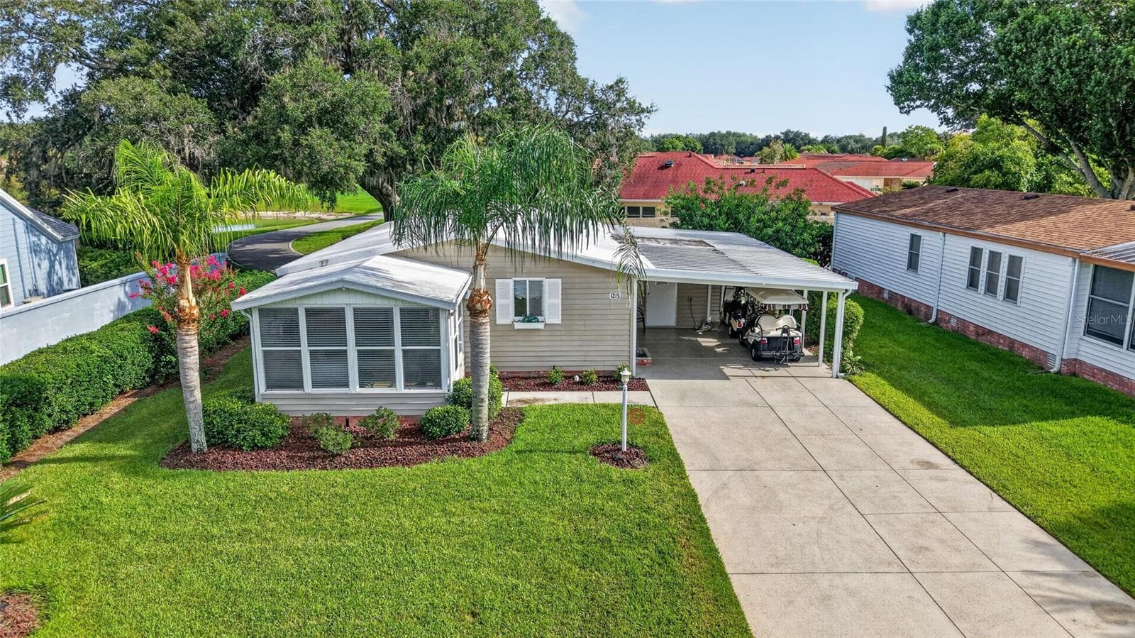 1215 PANAMA PL