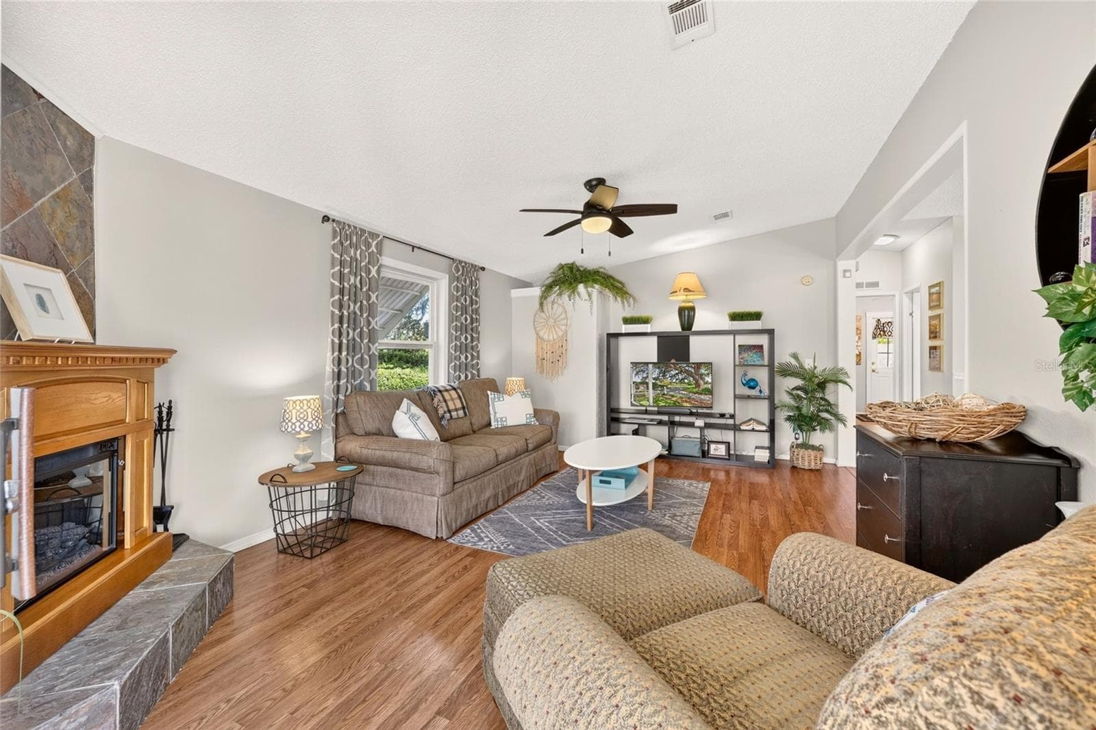 Living Room - 1215 PANAMA PL, THE VILLAGES