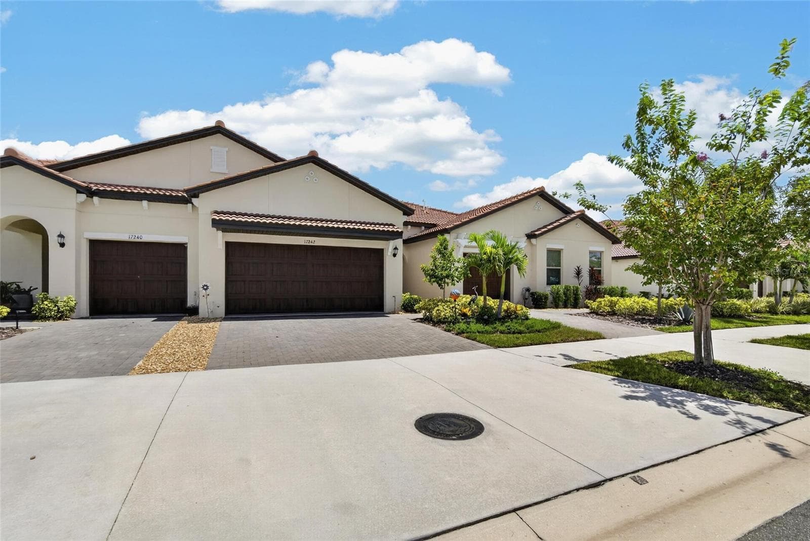 Villa at 17242 HOLLY WELL AVE, WIMAUMA, photo 2 of 96