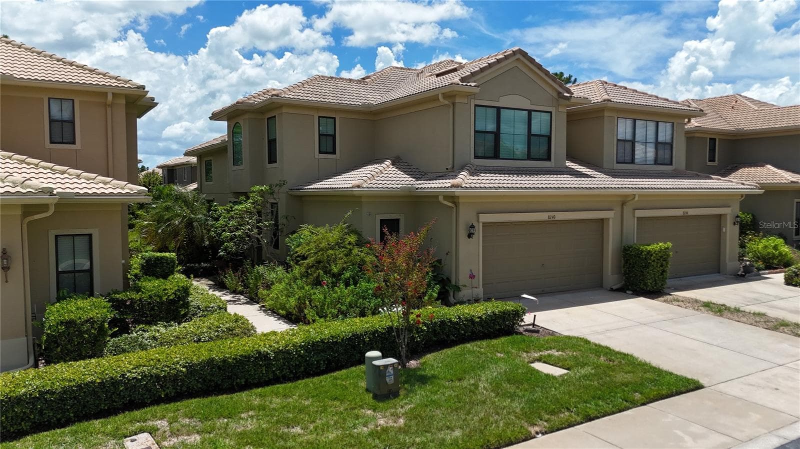 Townhouse at 8240 ACADIAN LN, SEMINOLE, photo 2 of 43