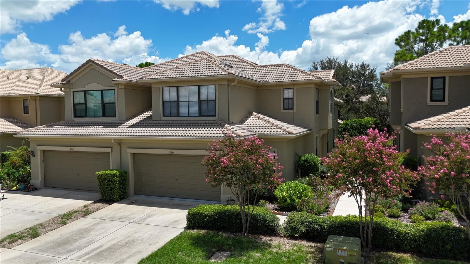 Townhouse at 8240 ACADIAN LN, SEMINOLE, photo 4 of 43