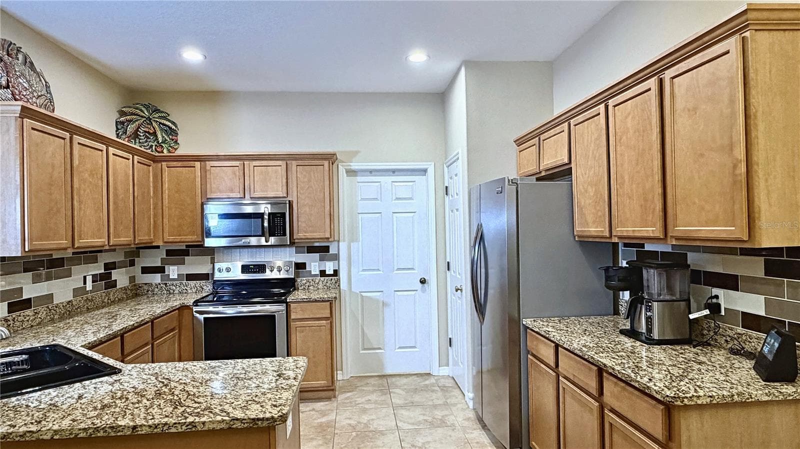 Kitchen - 8240 ACADIAN LN, SEMINOLE