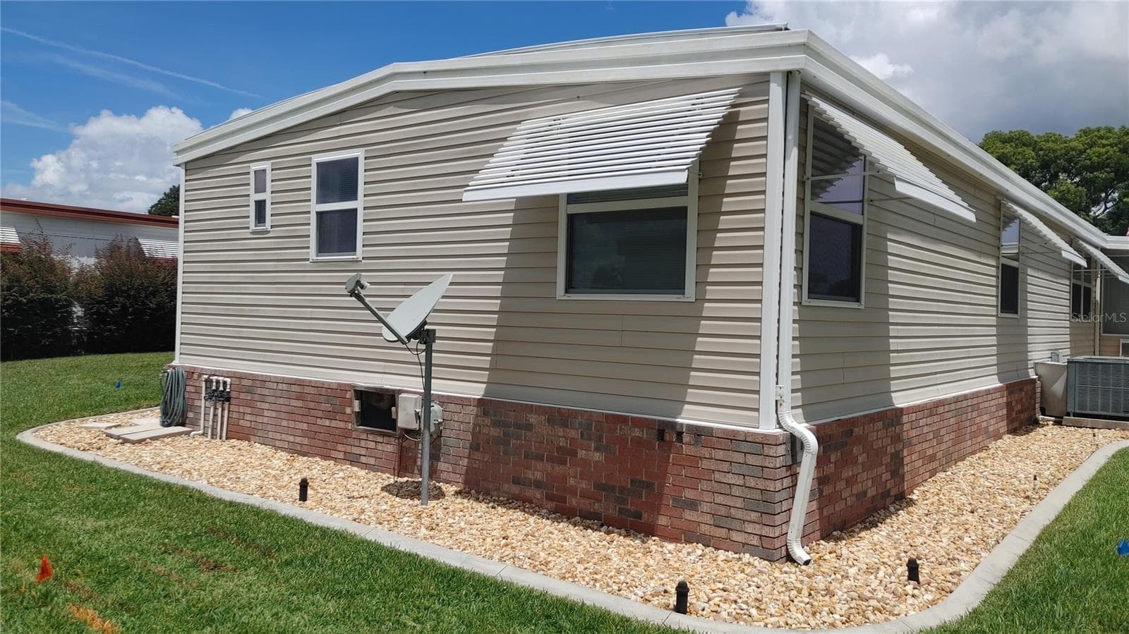 Exterior - 104 CALADIUM ST, LEESBURG