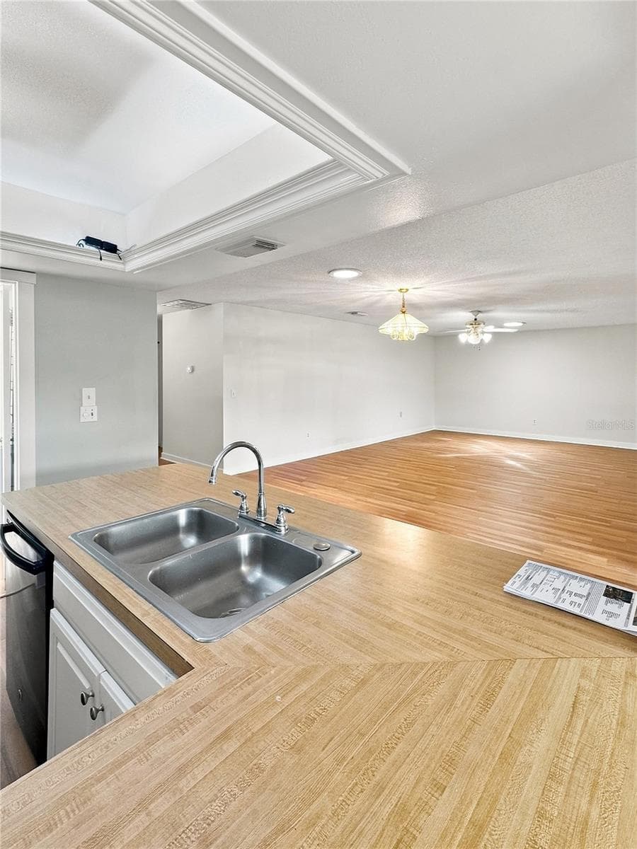Condominium at 2101 HAILSTONE CIR #0, SUN CITY CENTER, photo 12 of 34