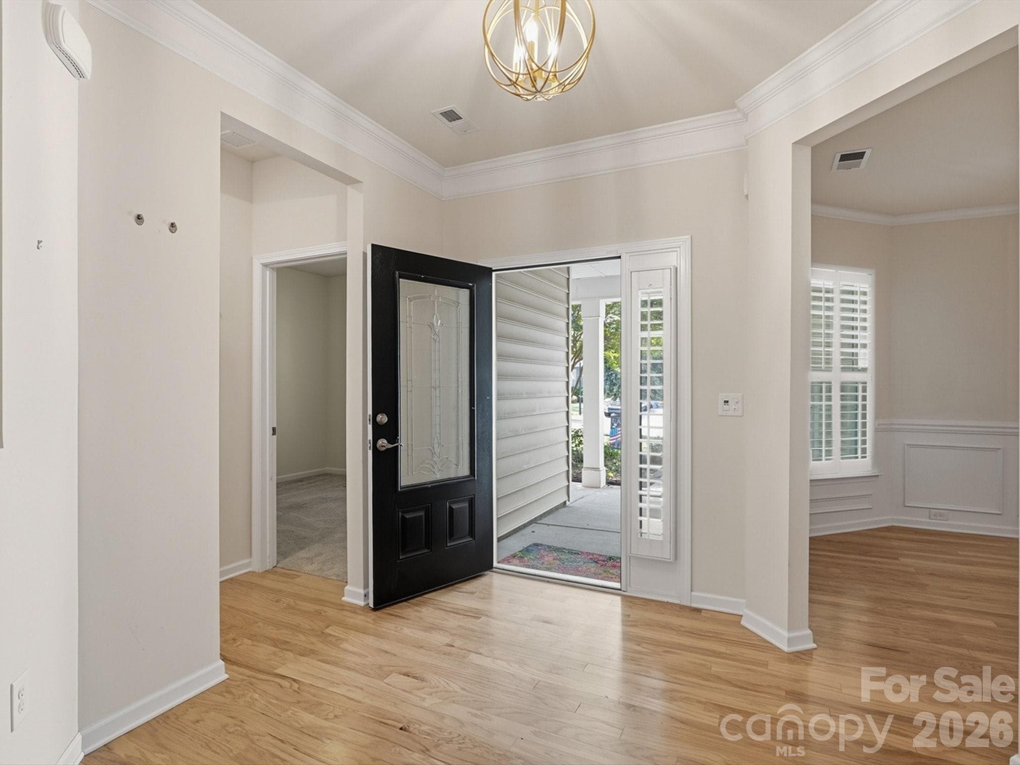Single Family Residence at 141 Carmen Way, Lancaster, photo 7 of 43