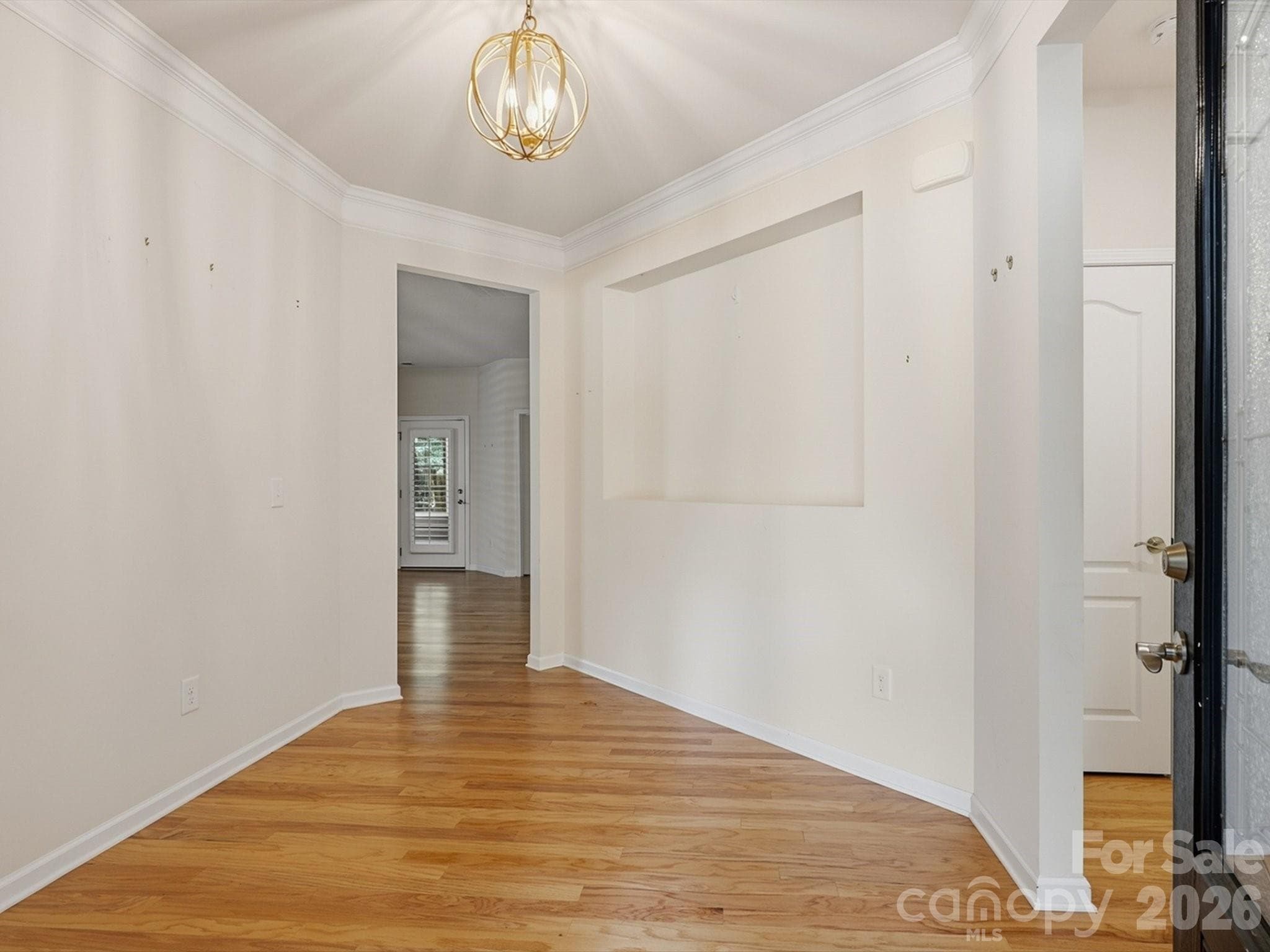 Single Family Residence at 141 Carmen Way, Lancaster, photo 8 of 43