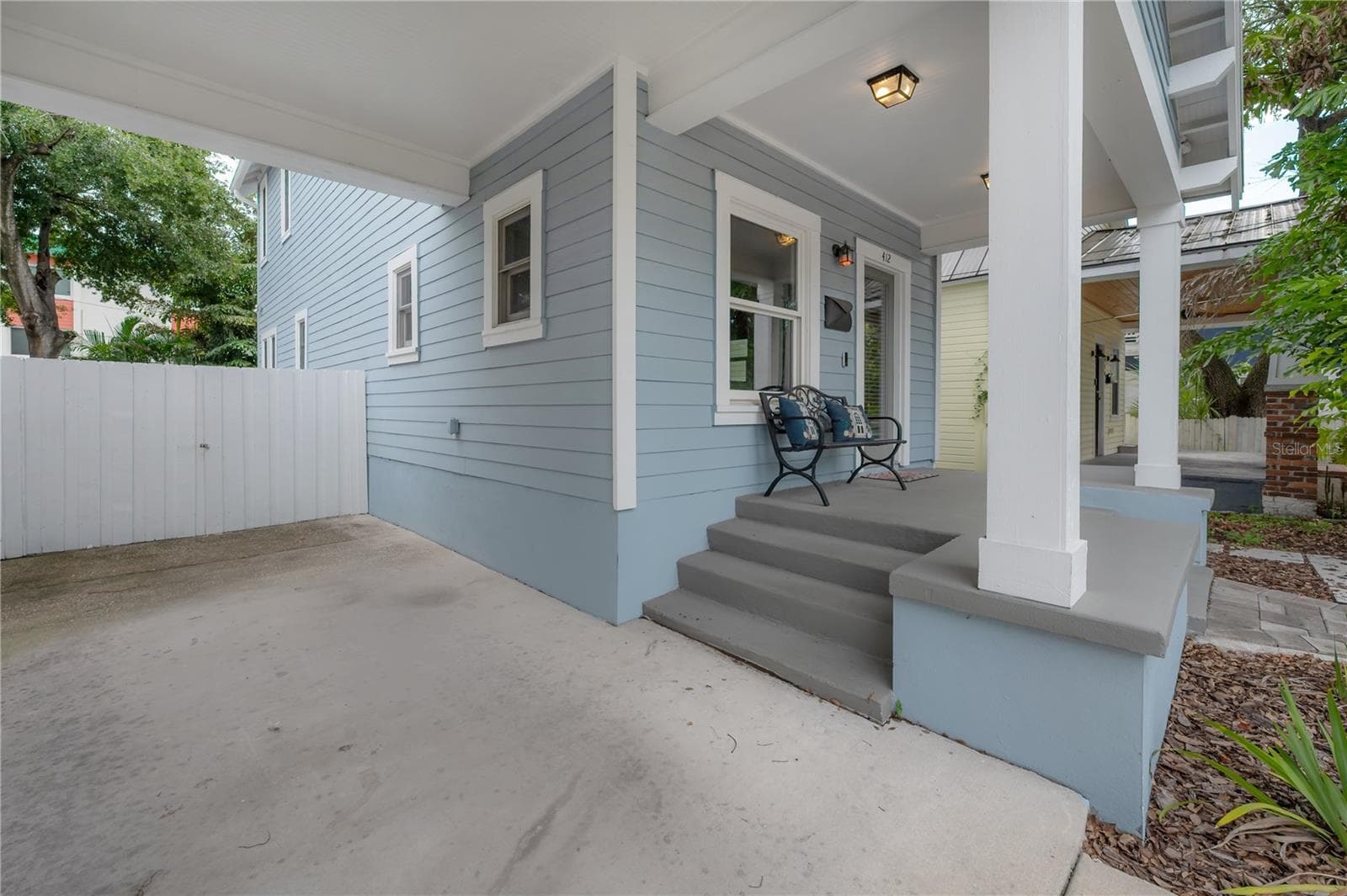 Single Family Residence at 412 E AMELIA AVE, TAMPA, photo 2 of 22