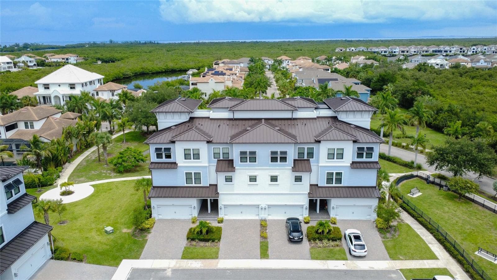 Townhouse at 3023 BERMUDA SLOOP CIRCLE, RUSKIN, photo 3 of 76