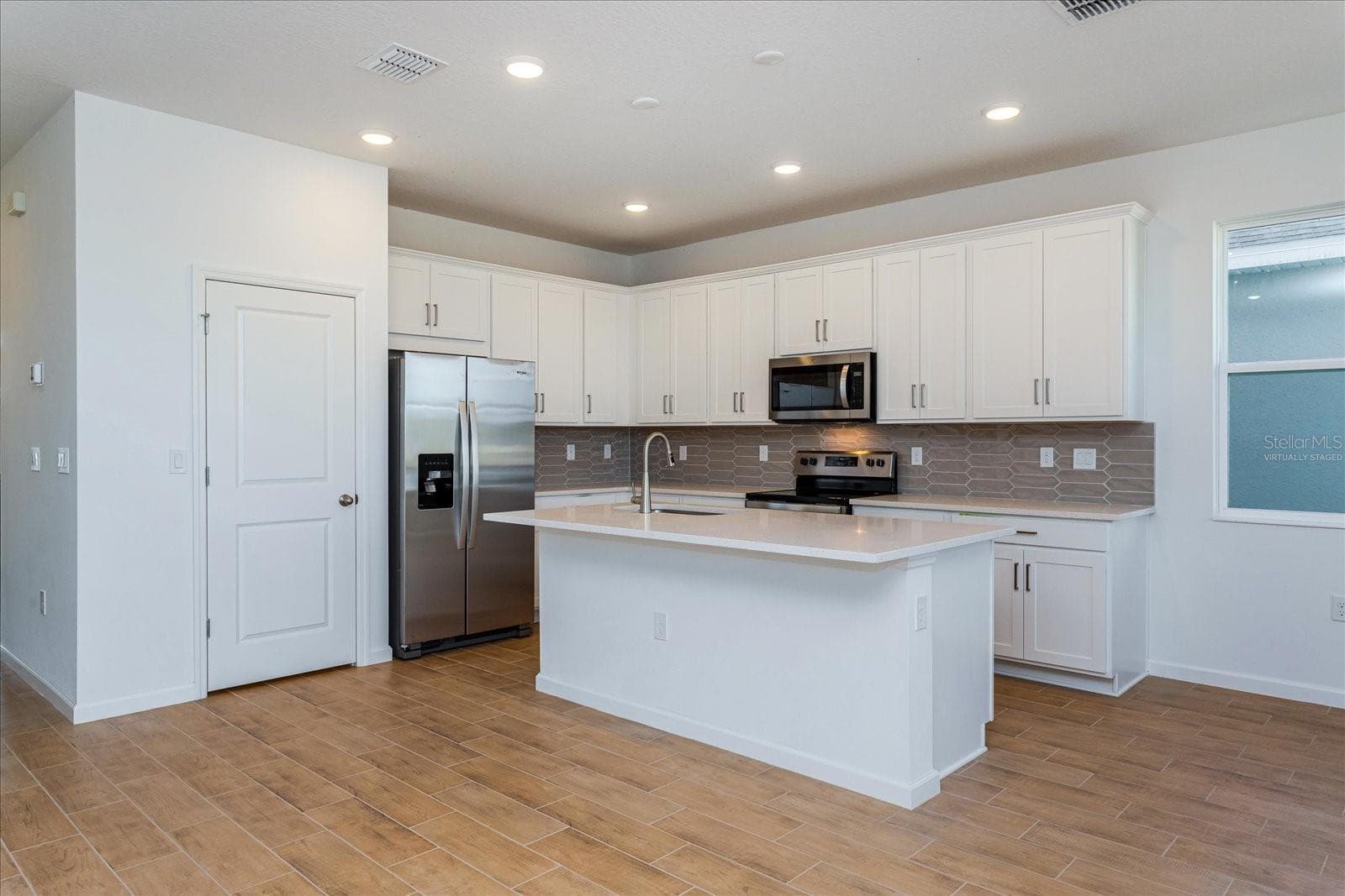 Virtually Staged Sample Images - 4113 PENELOPE AVE, LAKE WALES