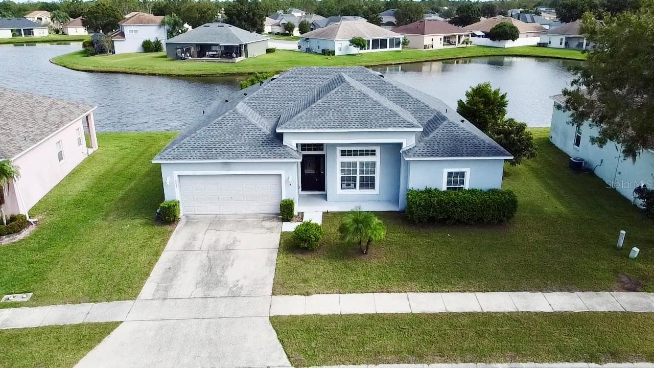 Single Family Residence at 3807 WOOD THRUSH DR, KISSIMMEE, photo 2 of 26