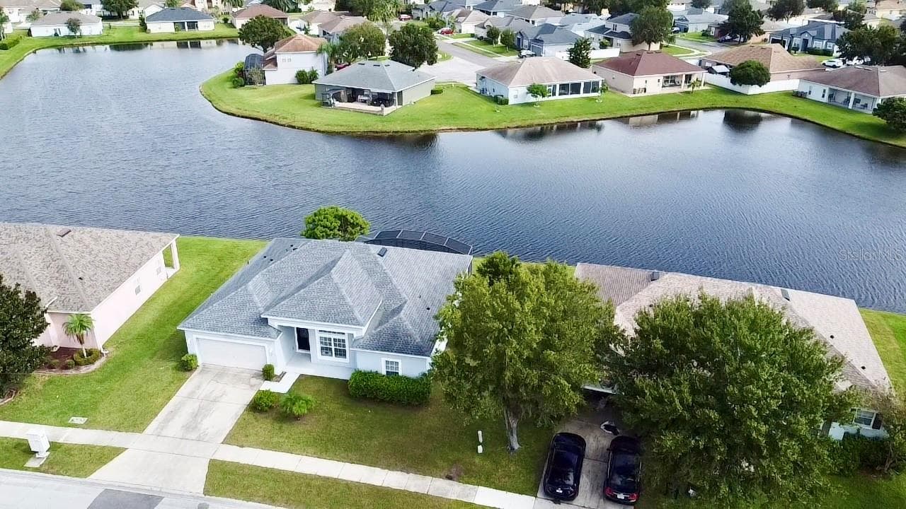 Single Family Residence at 3807 WOOD THRUSH DR, KISSIMMEE, photo 3 of 26