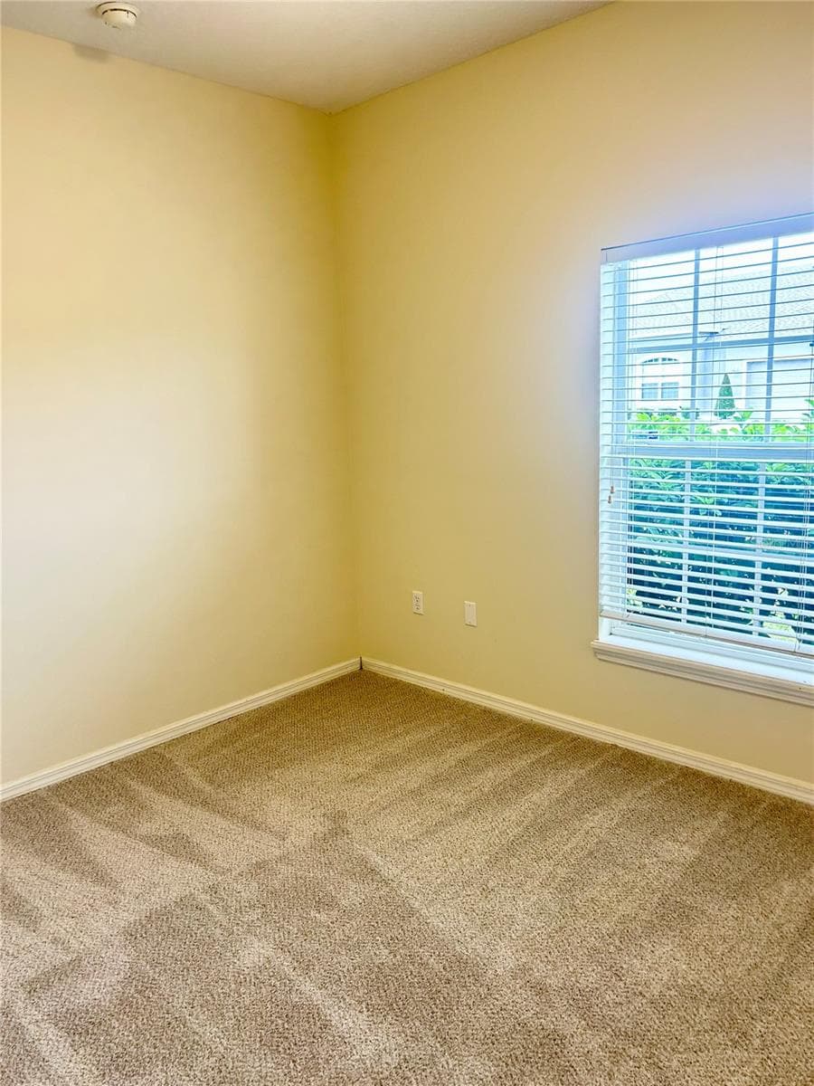 Single Family Residence at 3807 WOOD THRUSH DR, KISSIMMEE, photo 10 of 26