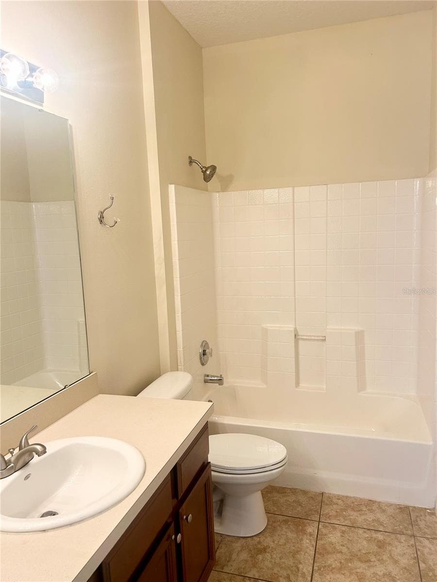 Single Family Residence at 3807 WOOD THRUSH DR, KISSIMMEE, photo 12 of 26