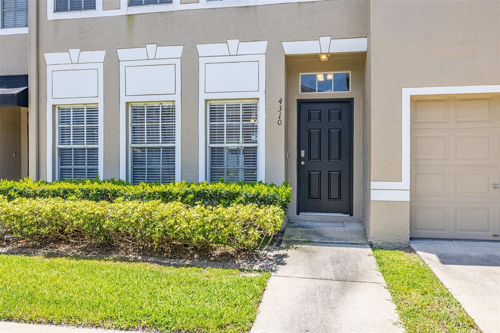 Townhouse at 4310 FINCASTLE CT, TAMPA, photo 7 of 49