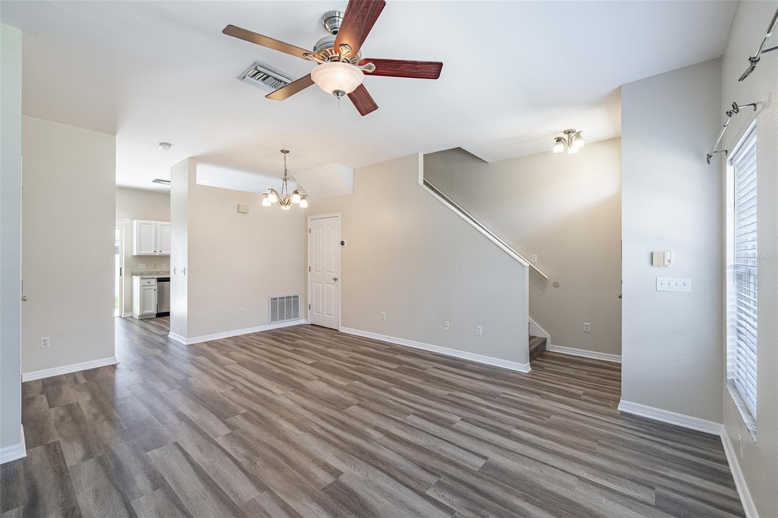 Townhouse at 4310 FINCASTLE CT, TAMPA, photo 11 of 49