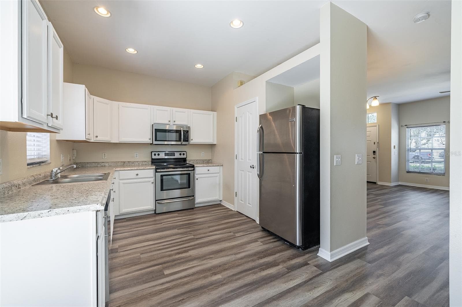 Townhouse at 4310 FINCASTLE CT, TAMPA, photo 17 of 49