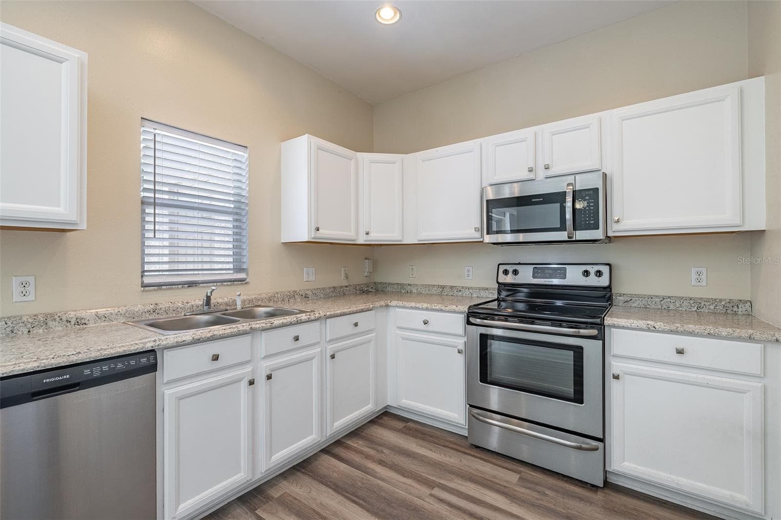 Townhouse at 4310 FINCASTLE CT, TAMPA, photo 18 of 49