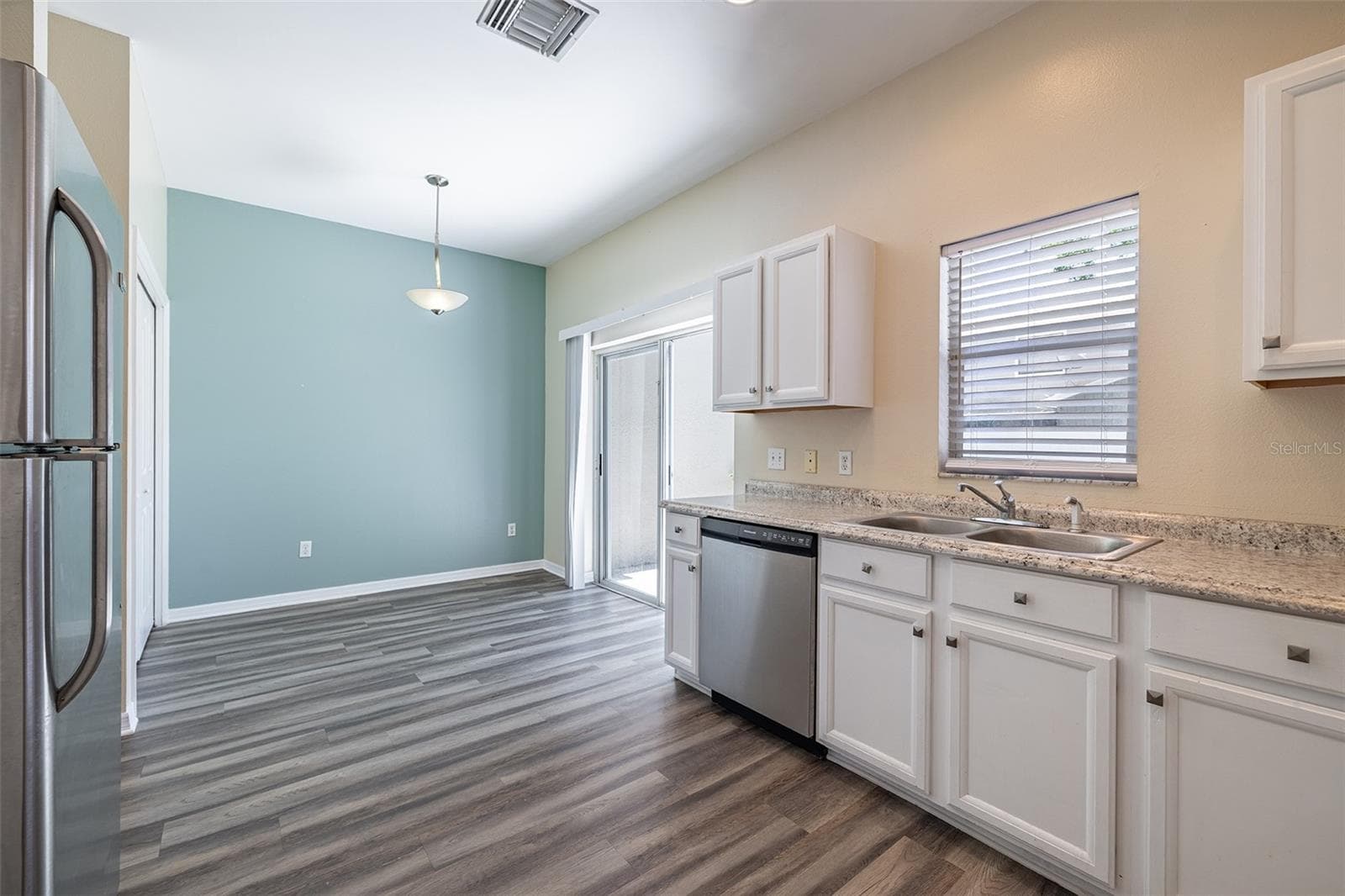 Townhouse at 4310 FINCASTLE CT, TAMPA, photo 19 of 49