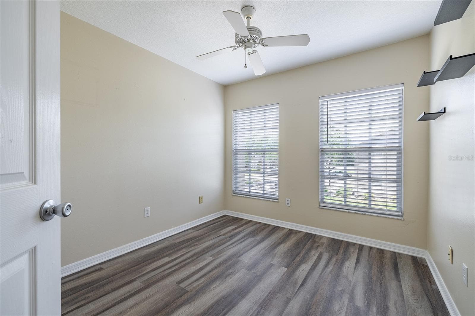 Townhouse at 4310 FINCASTLE CT, TAMPA, photo 26 of 49