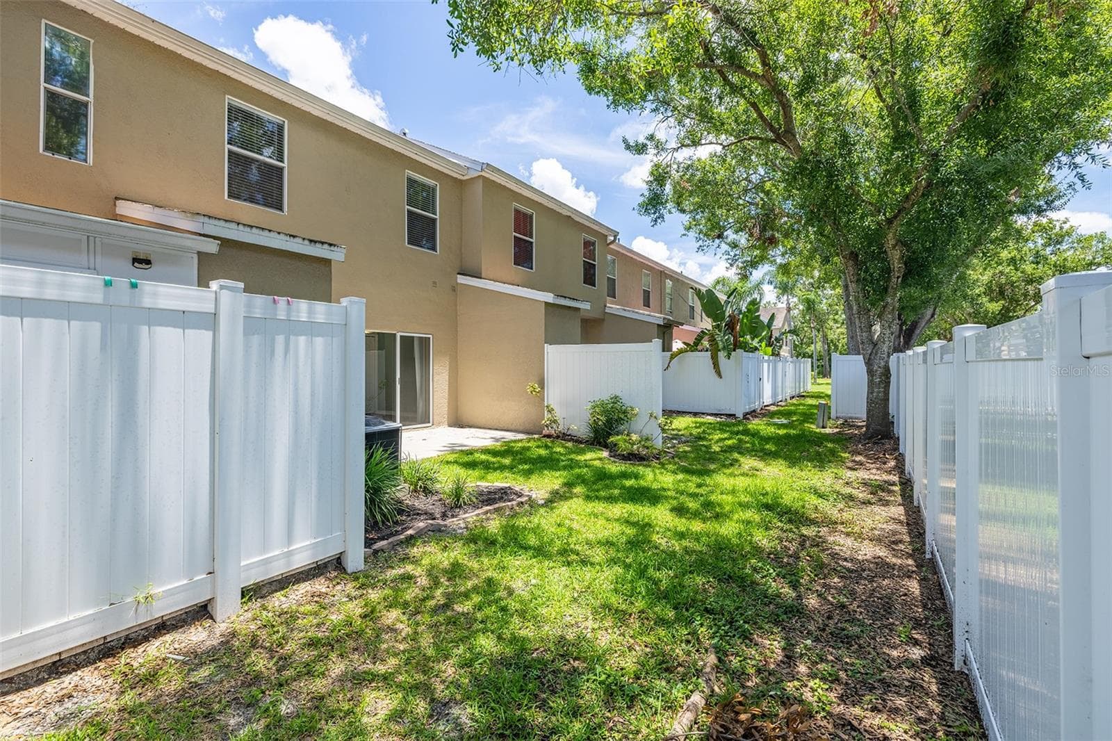 Townhouse at 4310 FINCASTLE CT, TAMPA, photo 31 of 49