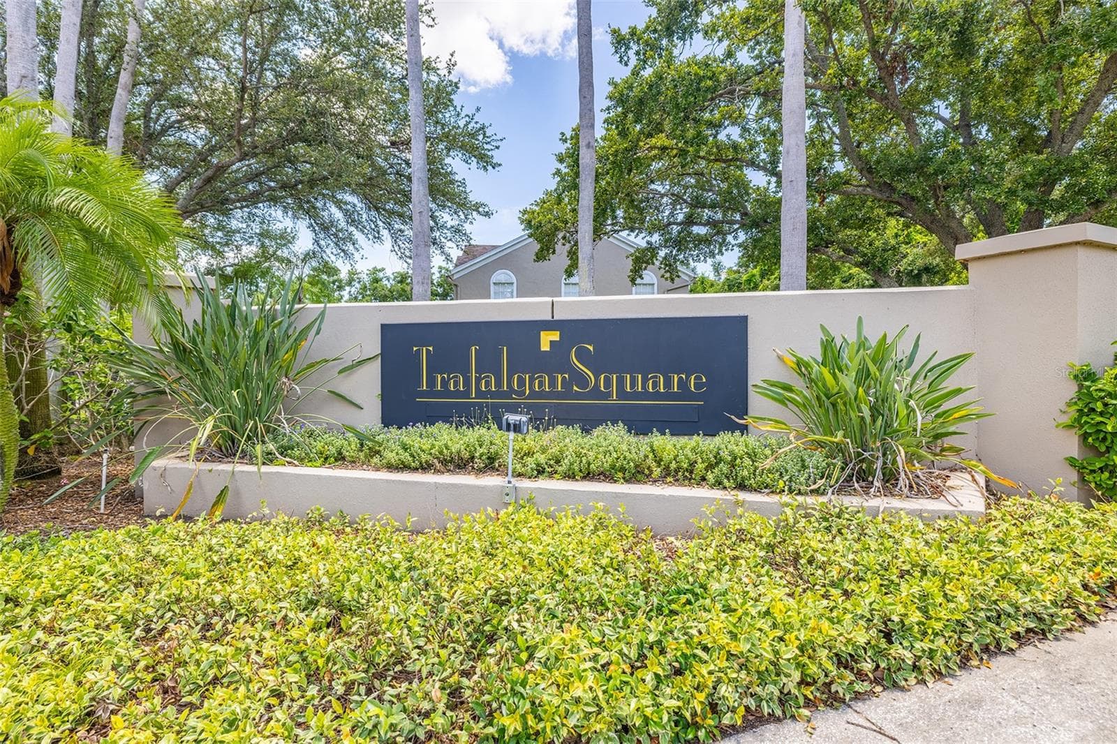 Townhouse at 4310 FINCASTLE CT, TAMPA, photo 6 of 49