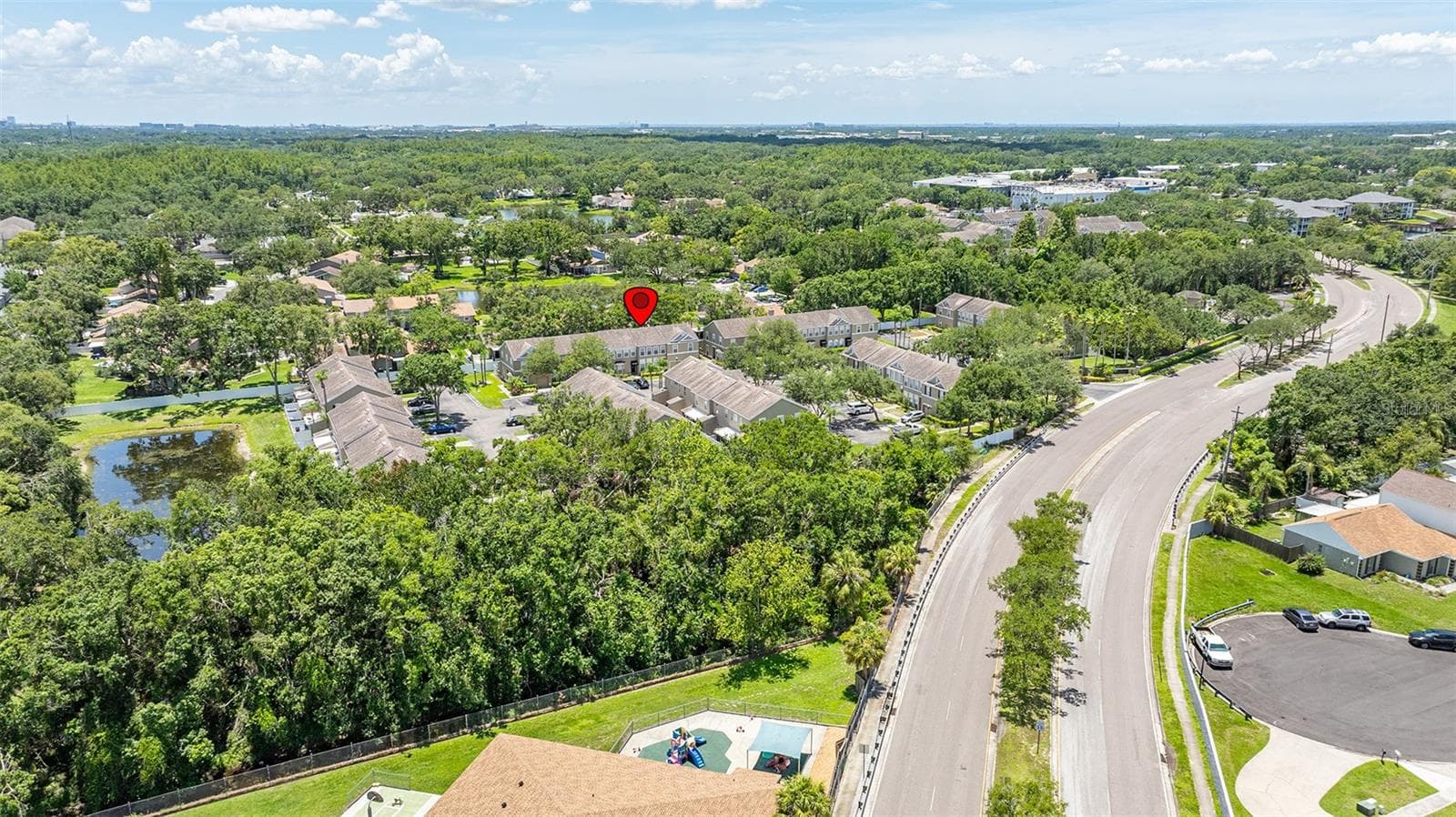 Townhouse at 4310 FINCASTLE CT, TAMPA, photo 36 of 49