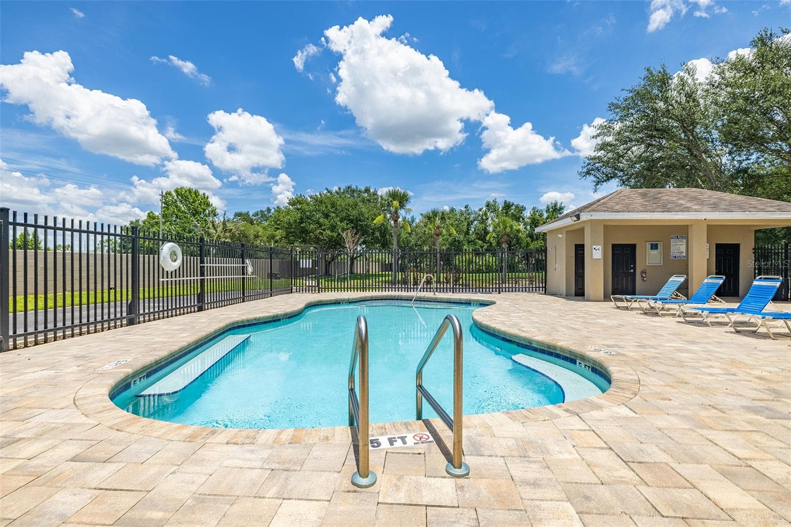 Townhouse at 4310 FINCASTLE CT, TAMPA, photo 46 of 49