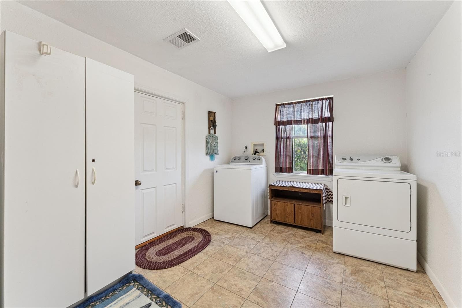 Single Family Residence at 17561 COUNTY ROAD 455, MONTVERDE, photo 21 of 44