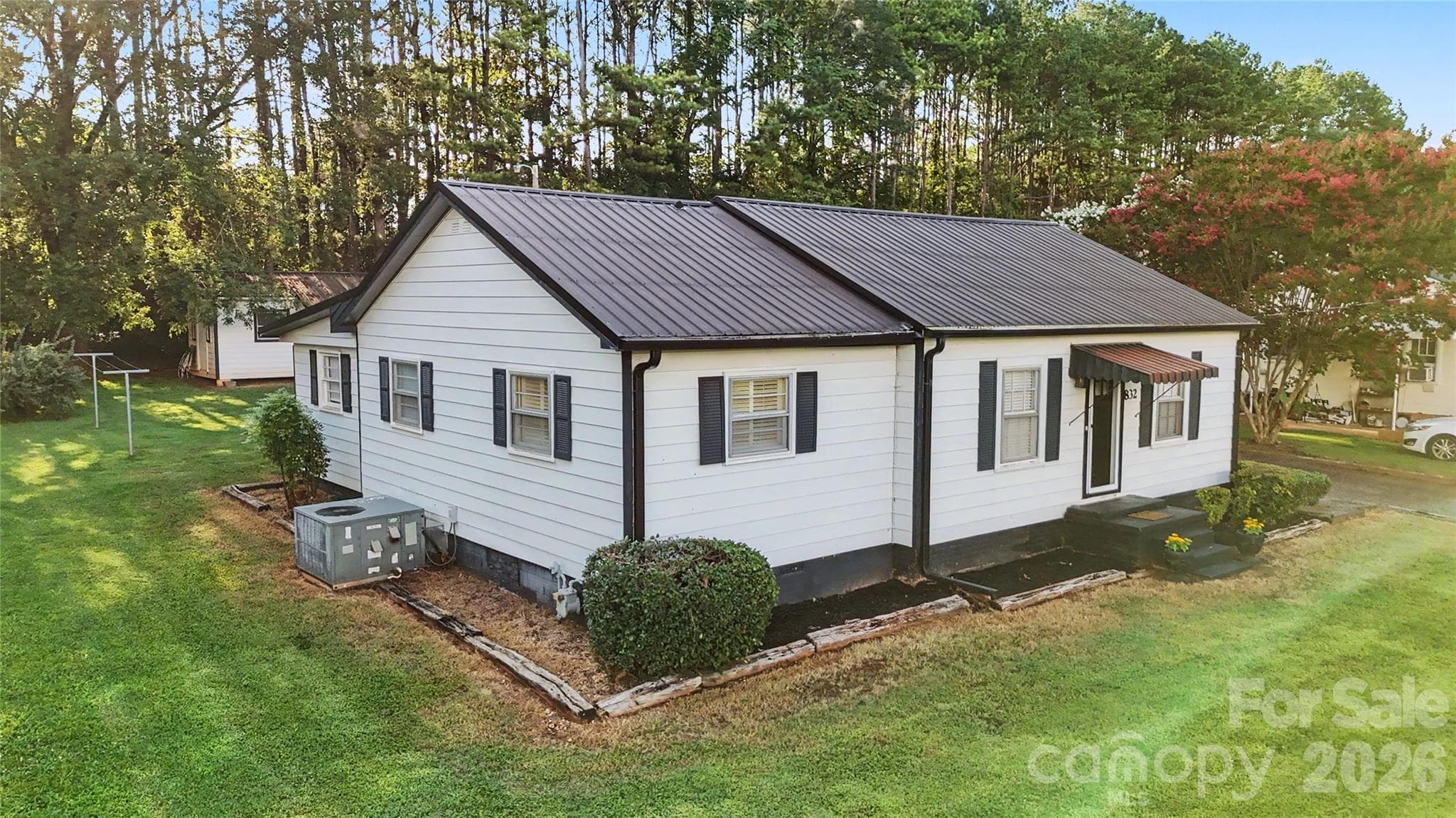 Single Family Residence at 832 Baker Street, Statesville, photo 7 of 47