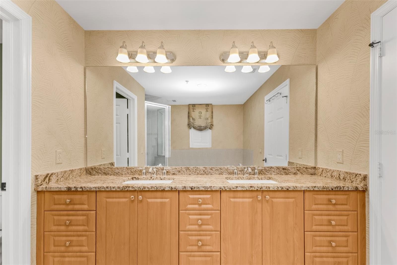 Condominium at 3340 WOOD THRUSH DR #241, PUNTA GORDA, photo 16 of 74